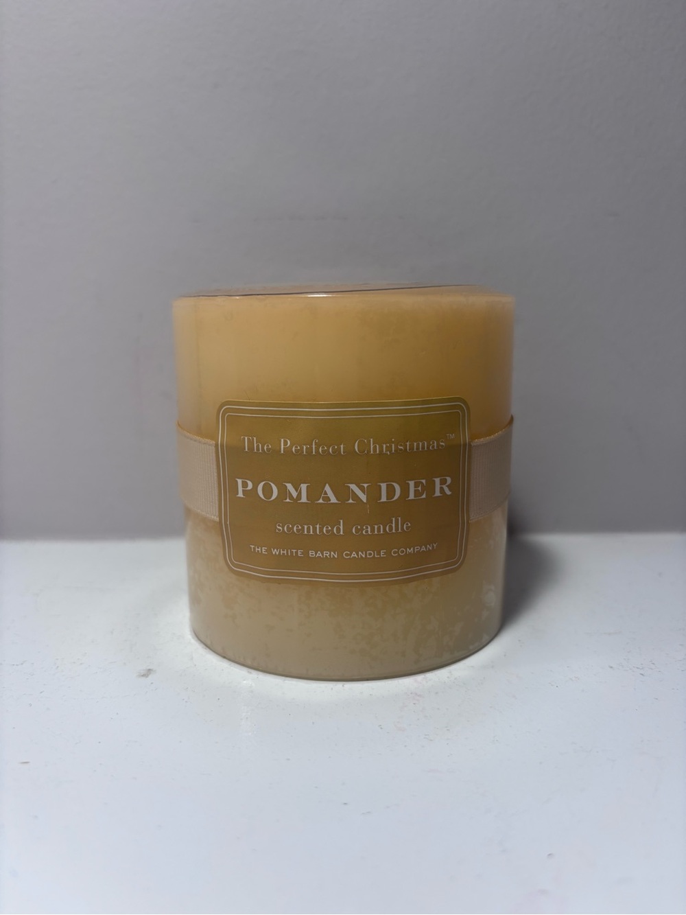 Vintage White Barn Pomander Scented Pillar Candle 3x3 - Picture 3 of 6